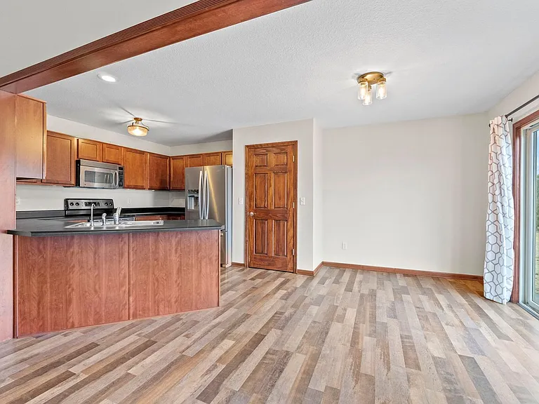 3510 Flowing Brook Dr — Photo 28