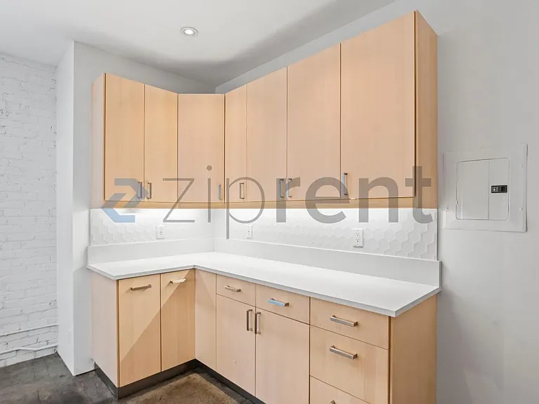 1018 4th Ave #123 — Photo 15