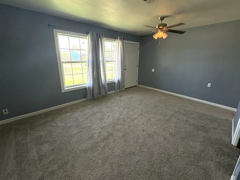 1117 Seneca Ln — Photo 11