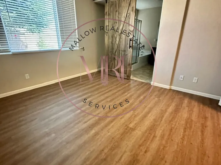 2465 Aberdeen Ct — Photo 9