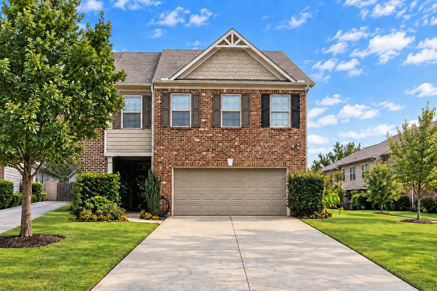 3 bed, 2.5 bath, 2114 sqft, $2,250 — Photo 1
