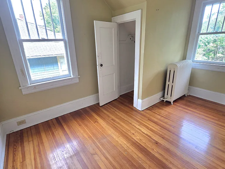 1113 Winona Ave SW — Photo 16