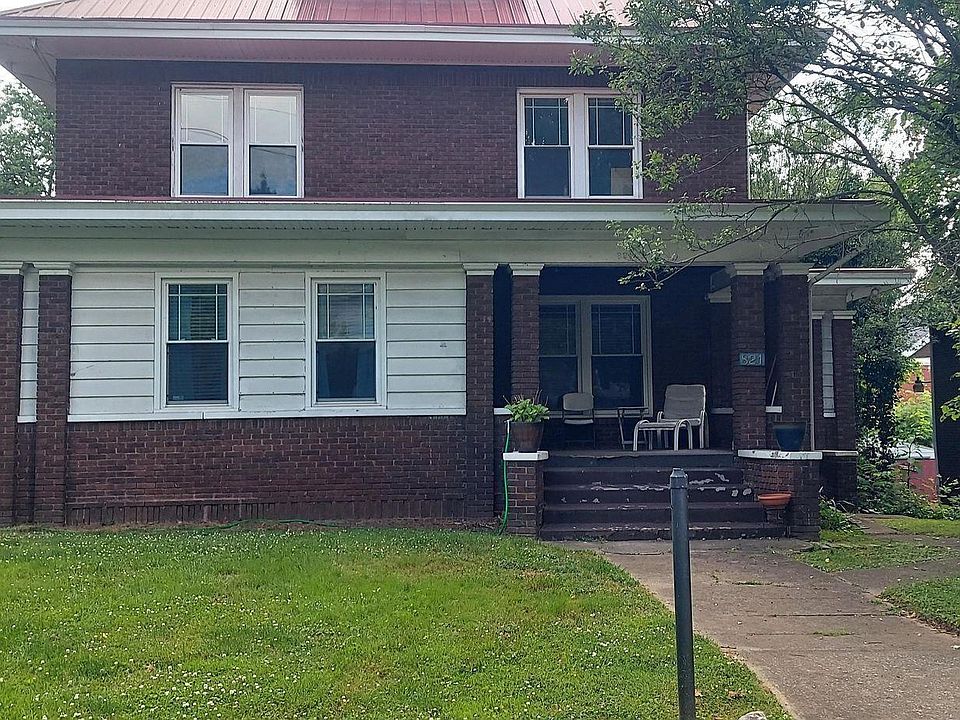 2nd image of 821 16th St