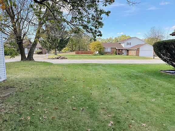 3rd image of 2383 Marshall Pl