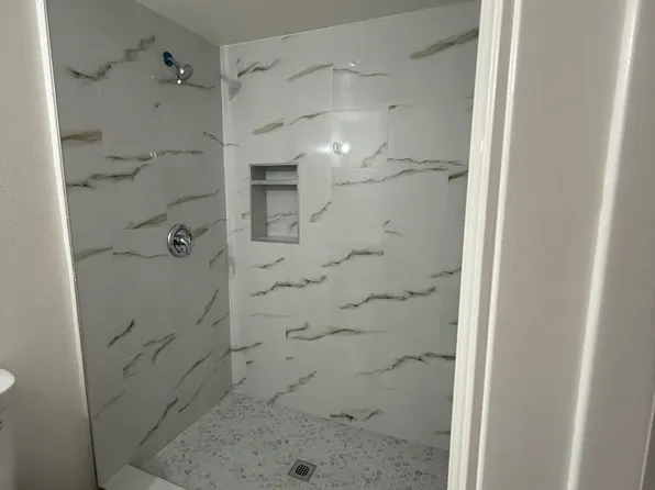 10696 Walnut St #10696, Los Alamitos, CA 90720