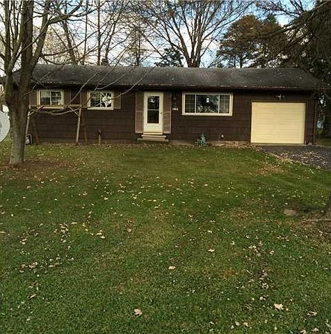 1st image of 1403 Arlington Dr