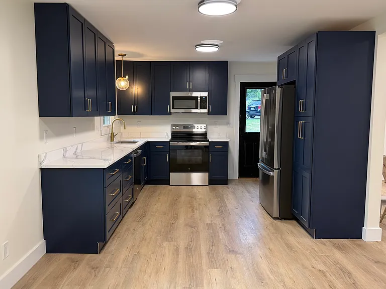 7338 Bonny Kate Dr — Photo 3