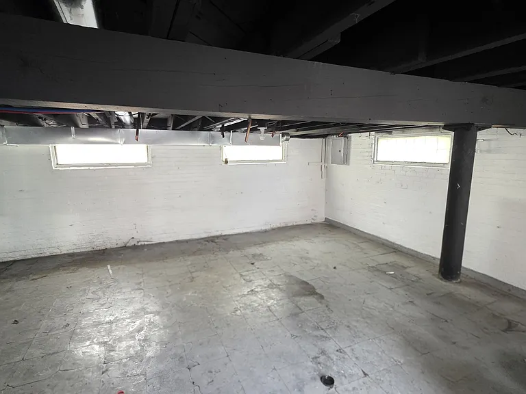 14063 Freeland St — Photo 25