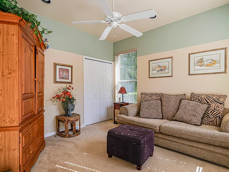 2135 S Maiden Ln — Photo 22