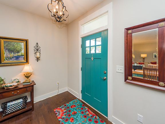 3rd image of 111 Brightwood Dr