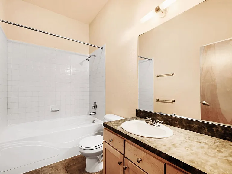 7700 E 29th Ave #310 — Photo 9