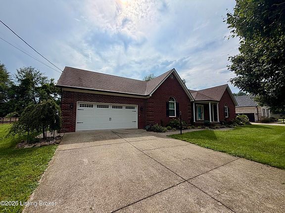 2nd image of 2025 Shannon Dr