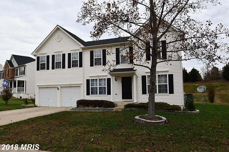 1st image of 28 Slate Dr