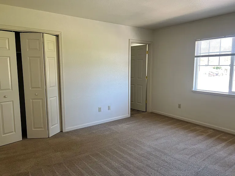 1301 Hallen Dr — Photo 20