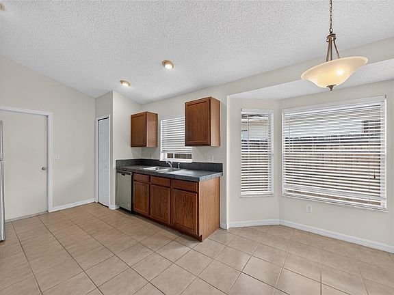 5th image of 103 PRINCE PLACE