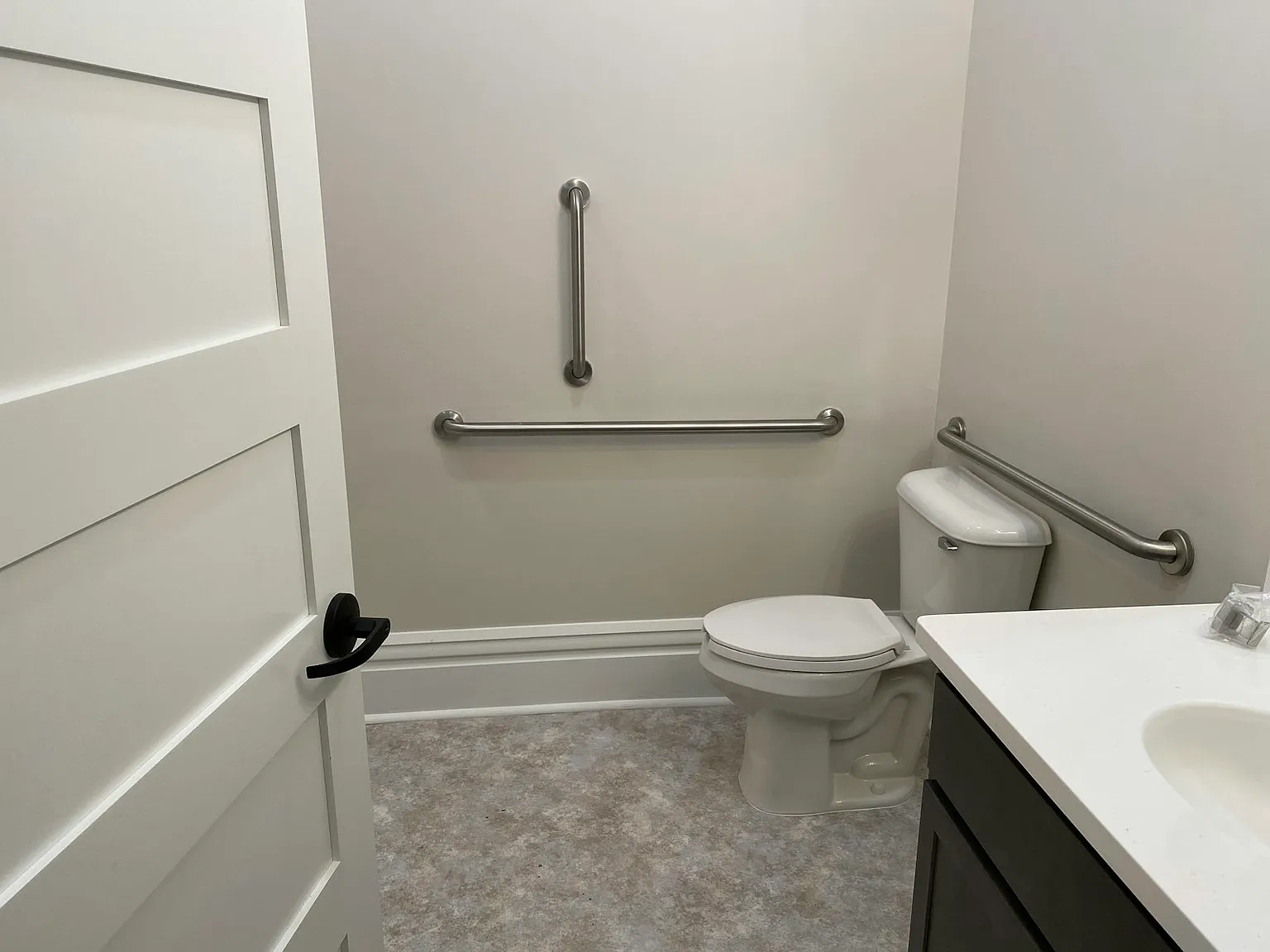 414 South Superior Street, Unit A — Photo 4