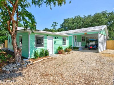 928 Longo St, Waveland, MS, 39576