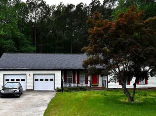 1129 Robinfield Dr, Raleigh, NC 27603