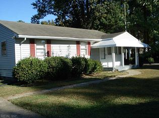 212 Pritchard Rd, Virginia Beach, VA 23452