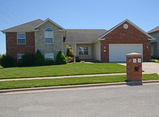 534 E Halsey St, Republic, MO 65738
