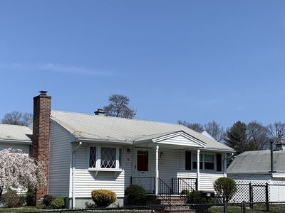 91 Sunderland Rd, Worcester, MA, 01604