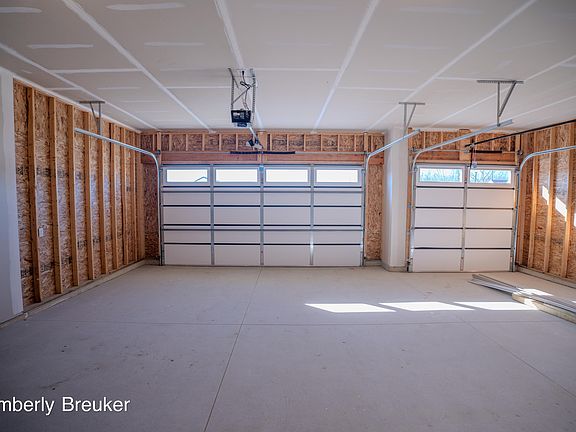 3rd image of 3763 Teton Dr