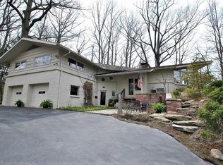 1851 S Belvoir Blvd, South Euclid, OH 44121