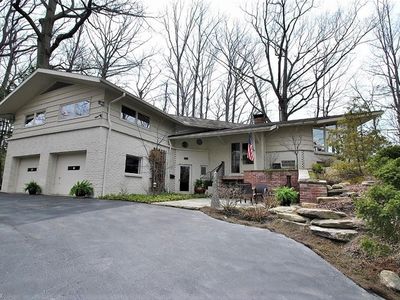 1851 S Belvoir Blvd, South Euclid, OH, 44121