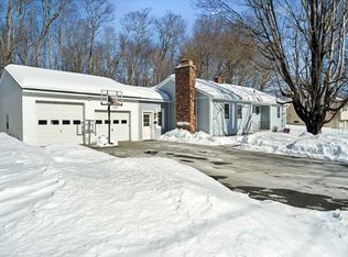 21 Regina Dr, Leominster, MA 01453