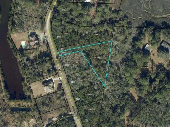 312 Stutts Rd, Brunswick, GA 31523