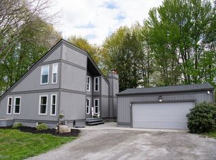 4805 McConnell East Rd, Southington, OH 44470