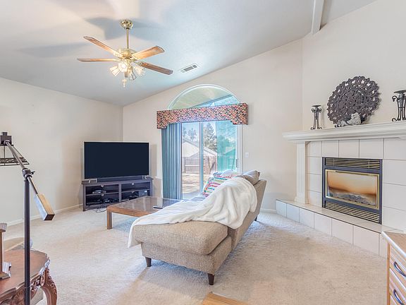 5th image of 3294 Greenwich Dr