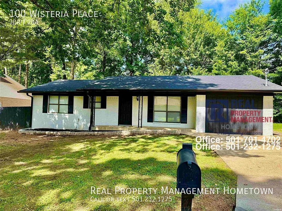 100 Wisteria Pl