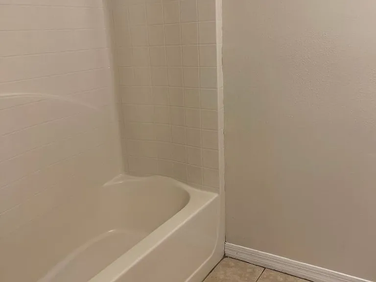 1412 Hathaway Ave — Photo 11