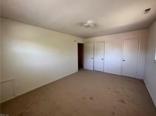 5608 Raylaine Dr APT E, Portsmouth, VA 23703