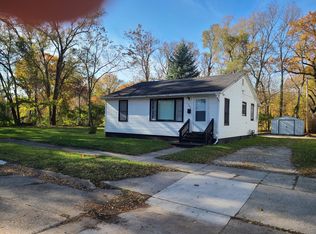 1264 Pavone St, Benton Harbor, MI 49022