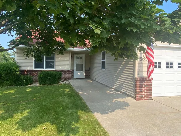 523 Golden Grove Drive, Evansville, WI 53536