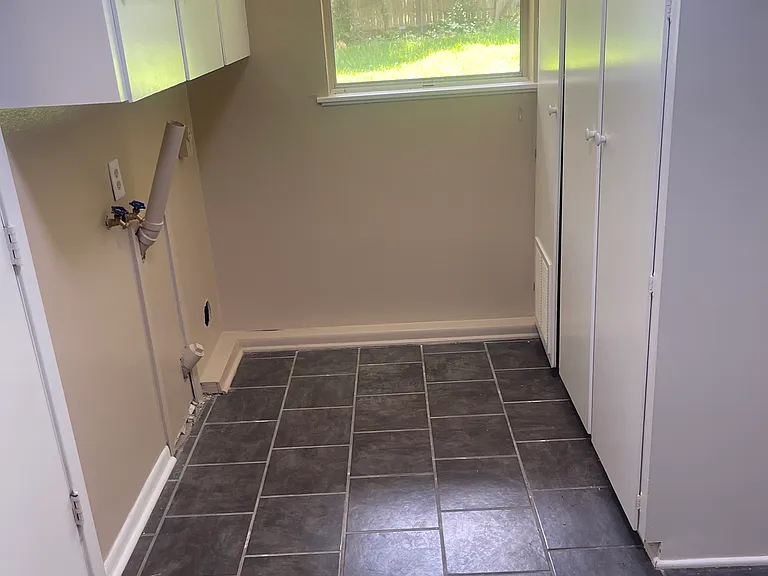 1401 S Broadmoor Dr — Photo 21