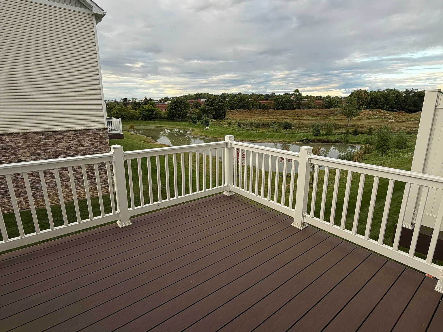 3 bed, 2088 sqft, $2,600 — Photo 4