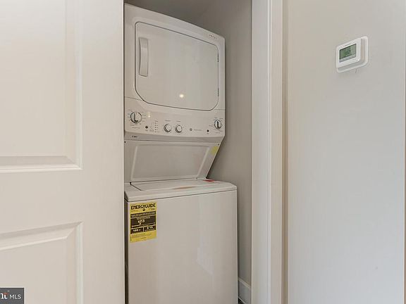 5th image of 2162 E Norris St Unit 102
