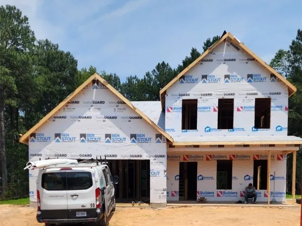 531 Longstreet Rd, Sanford, NC 27331