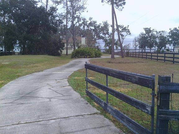 2nd image of 5617 Dianthus St