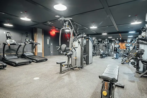 Rented by Nooklyn NYC LLC | media 76