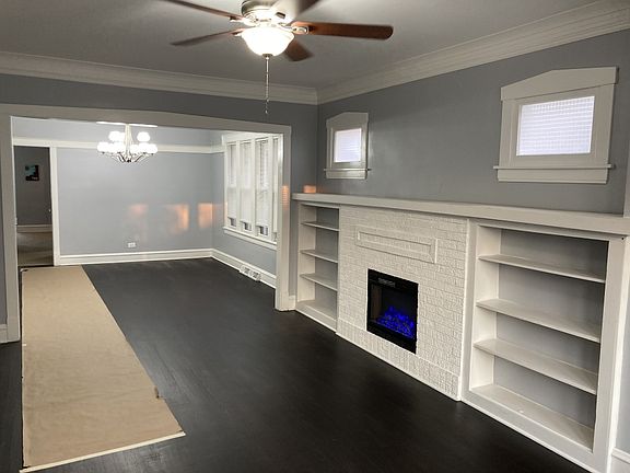 3rd image of 10615 S Avenue F