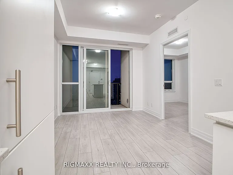 30 Elm Dr W #1503 — Photo 15