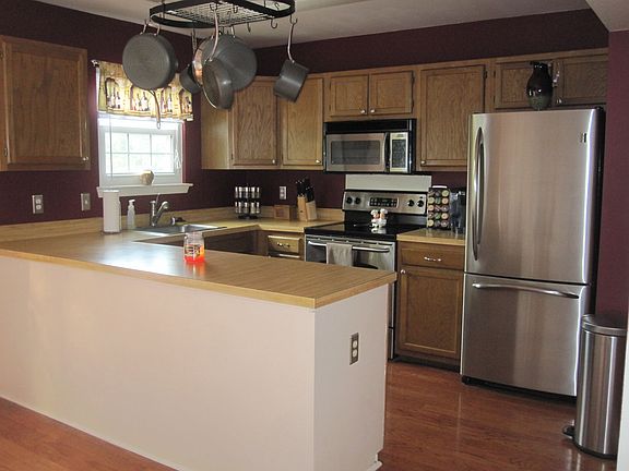2nd image of 360 Cool Breeze Ct