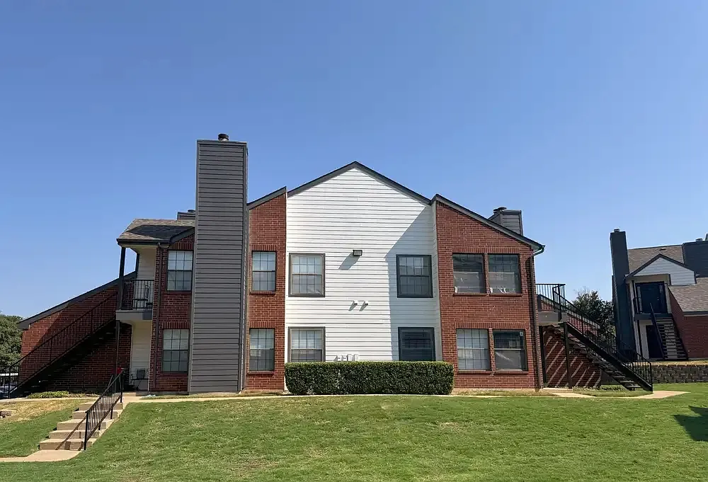 Crossings on Marsh Apartments — Photo 3