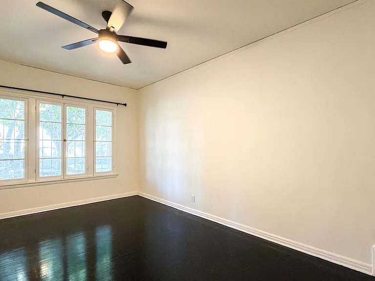 201 S Alexandria Ave #103 — Photo 21