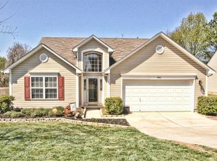 3016 Deep Cove Dr NW, Concord, NC 28027