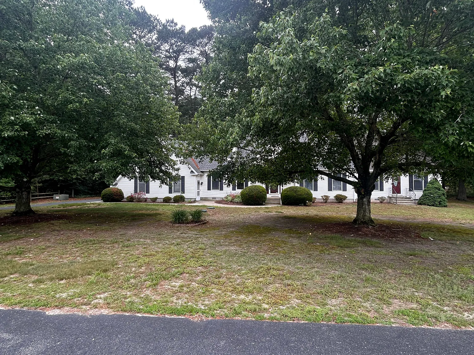 3 bed, 2.5 bath, 2669 sqft, $2,350 — Photo 3